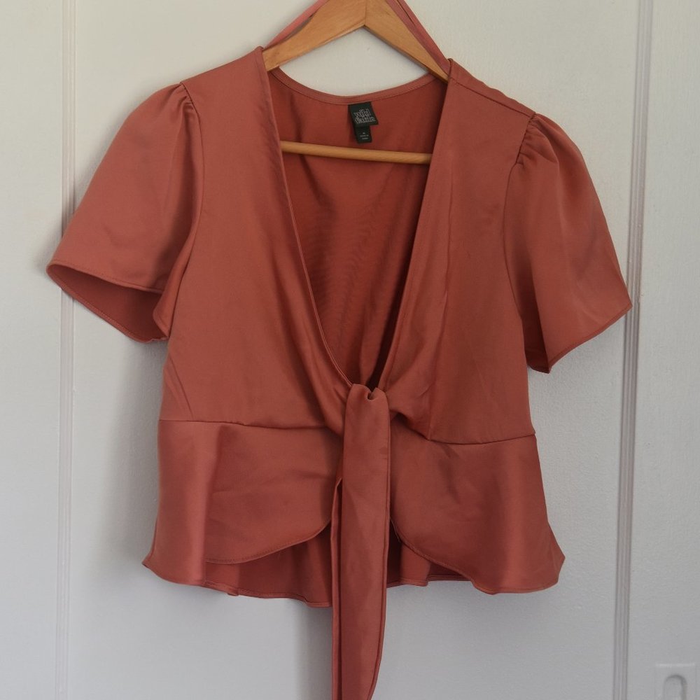 Wild Fable Cropped Short Sleeve Tie-Front Flutter Top Size Medium